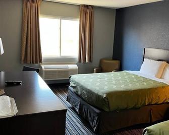 Colby Inn and Suites - Colby - Ložnice