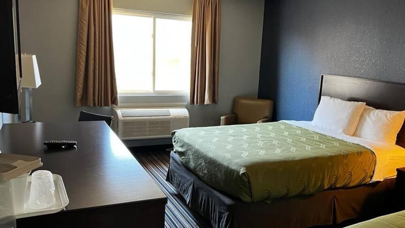 Colby Inn and Suites