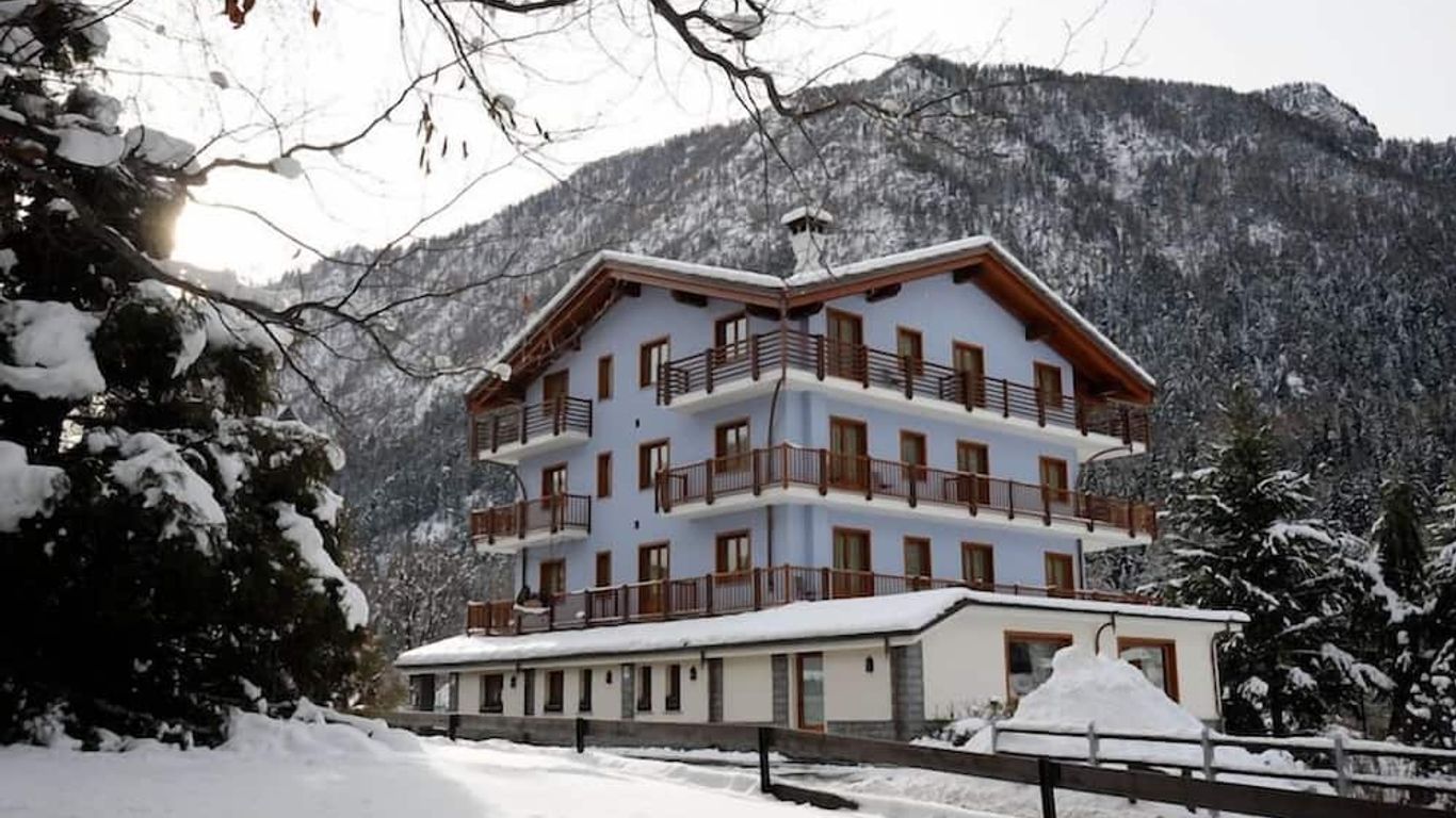 Laghetto Alpine Hotel & Restaurant
