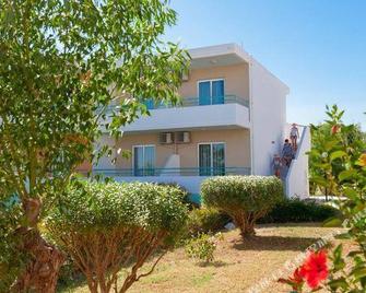 Stafilia Beach Hotel - Lardos - Building