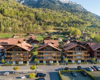 شاليت أبارتمنتس إيسيلت فالد - يسيلتولد - مبنى