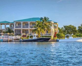 Grand Marina Suite -Waterfront Condo - Stock Island - Utomhus