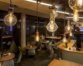 ibis Styles Pforzheim - Pforzheim - Restaurace