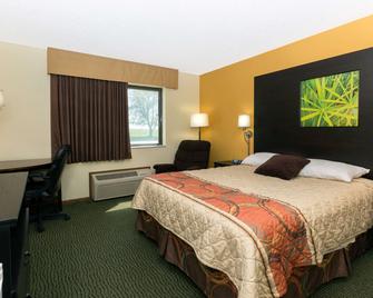 Super 8 by Wyndham Perry IA - Perry - Bedroom