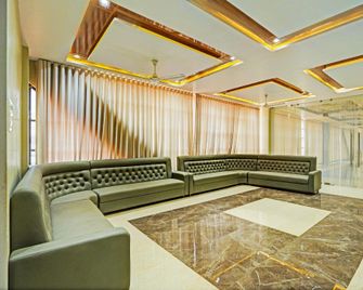 OYO Hotel Shiv Plaza - Porbandar - Lobby