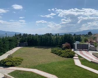 Villa Petalo at Varnavas - Marathon - Außenansicht