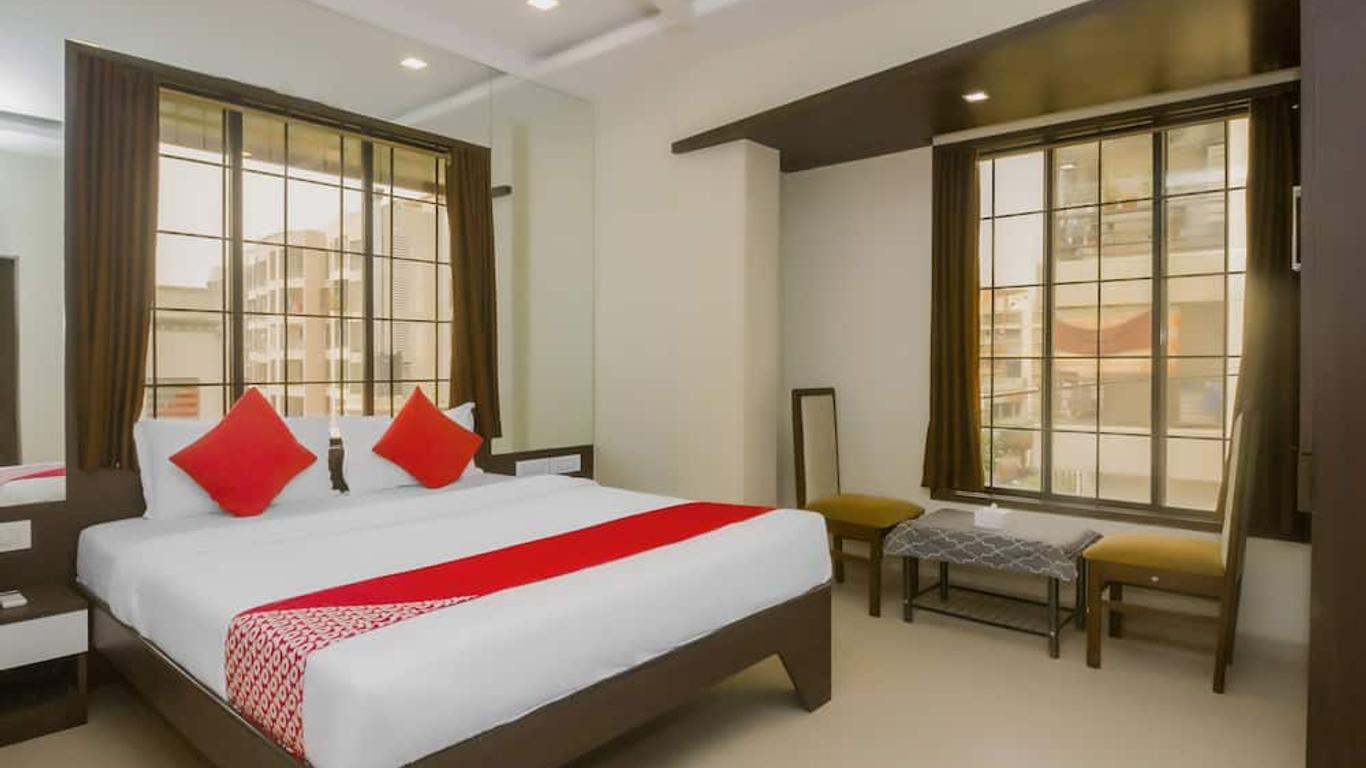 Oyo 22086 Hotel Park View