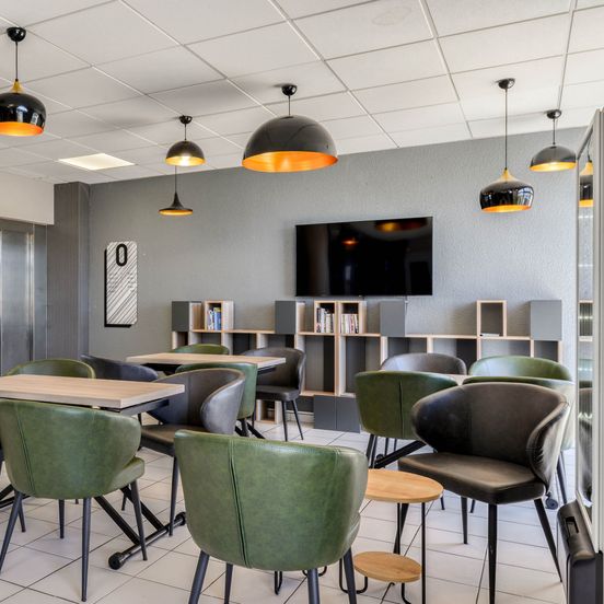 B&B HOTEL Sète Centre Gare image 1