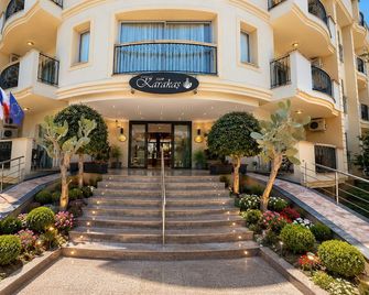 Club Karakas Apart - Marmaris - Gebäude