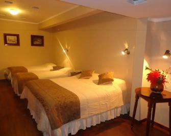 Hostal Colonial - Sucre - Schlafzimmer