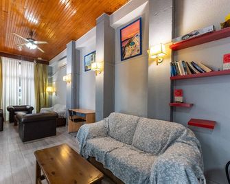 Sparta Team Hotel - Athen - Phòng khách
