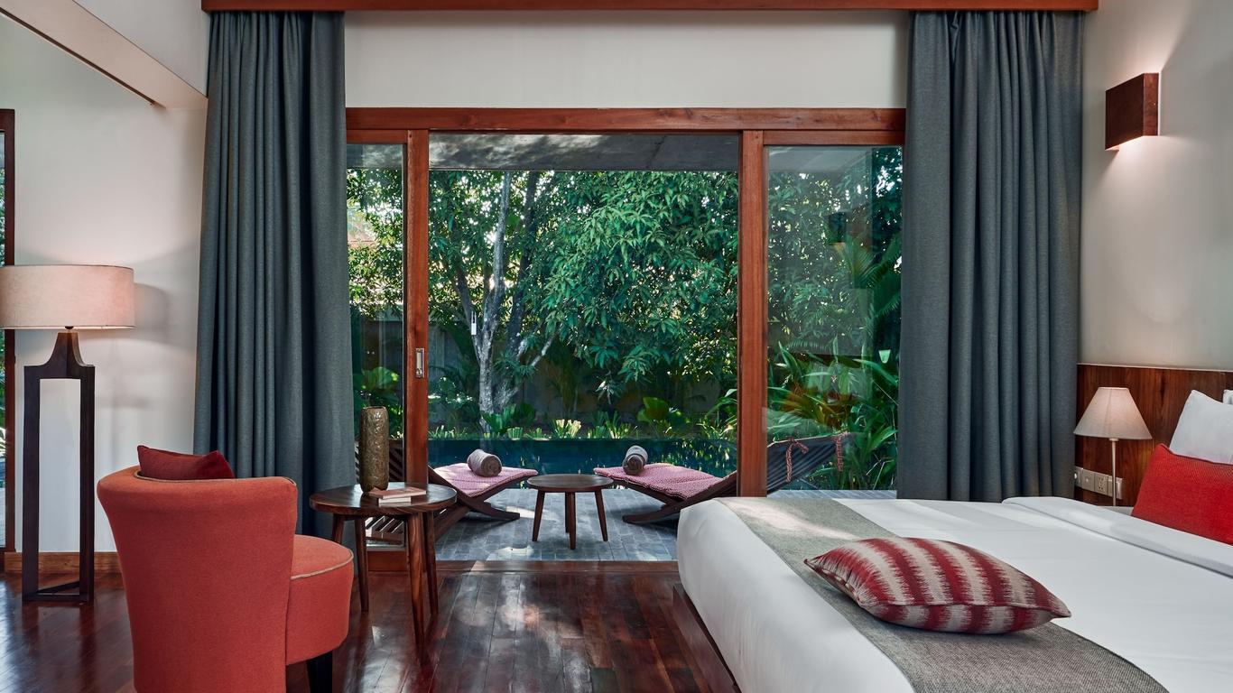 تيمبلايشن هوتل