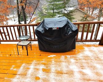 Home Sweet Log - Wisconsin Dells - Balcony