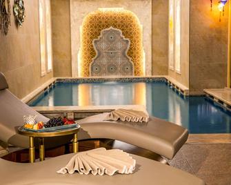 Romance Istanbul Hotel - Istanbul - Pool