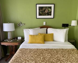 La Kris Inn - Bandon - Bedroom
