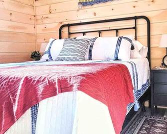 Chalet Bouleau Vacation Home - Cheticamp - Schlafzimmer