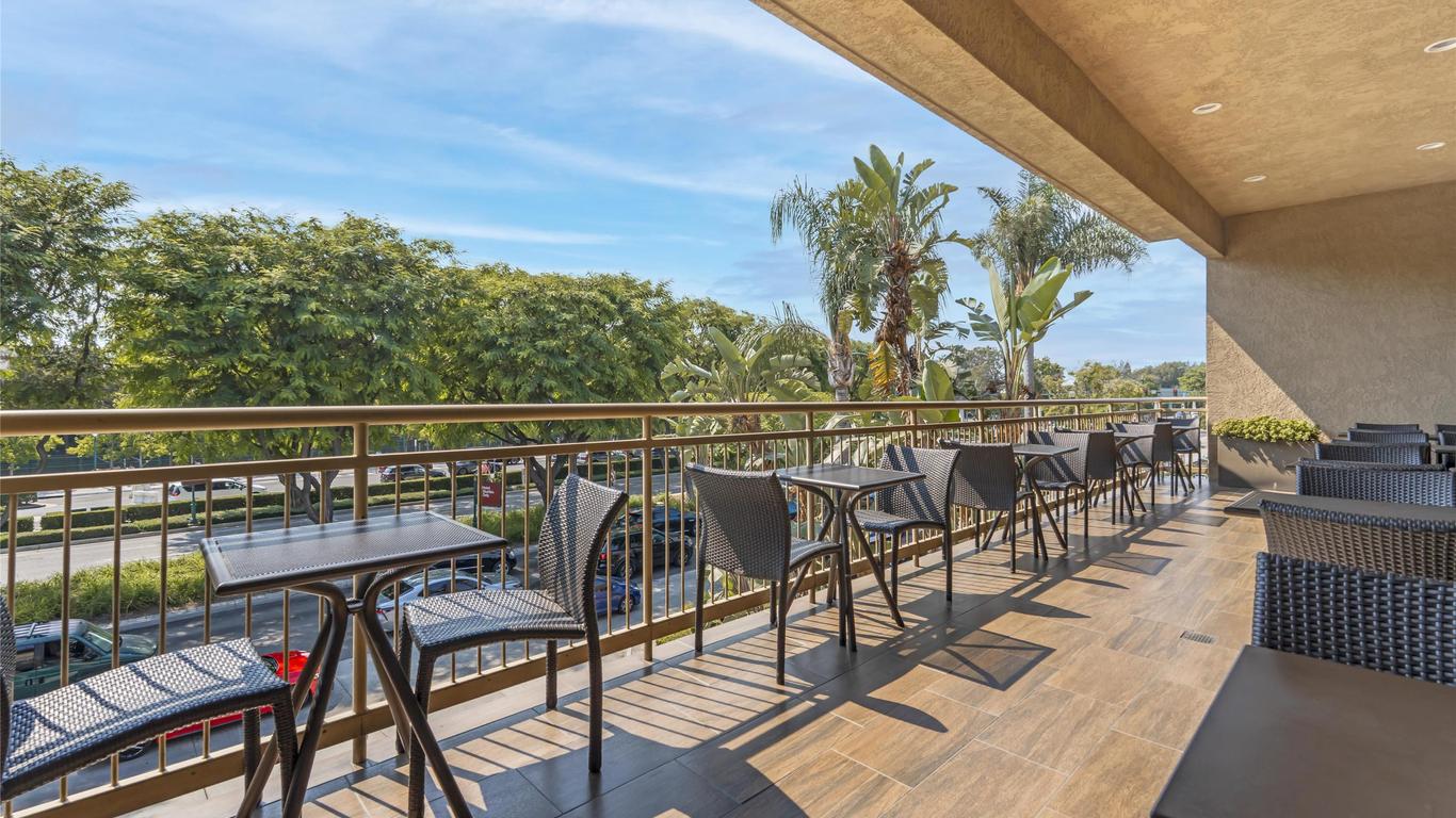 Best Western Plus Anaheim Inn