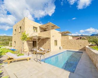 Villa Castillo Ena - Agios Nikolaos - Pool