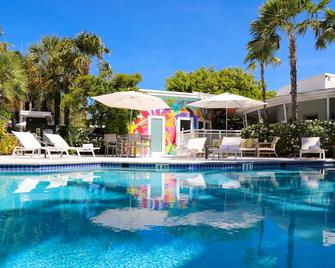Orchid Key Inn - Adults Only - Key West - Piscina