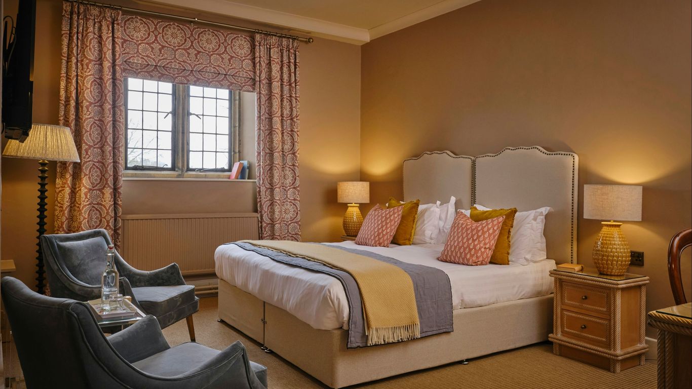 ذا كاسل آت تونتون