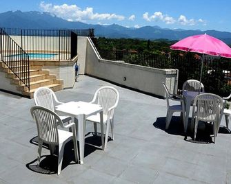 Scala Residence Hotel - Resende - Balkon