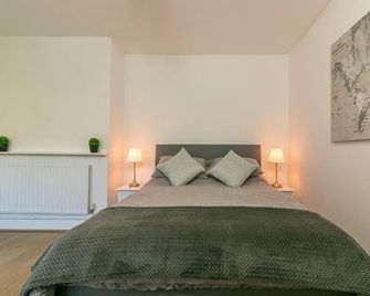 Hillcrest Lodge - Stevenage