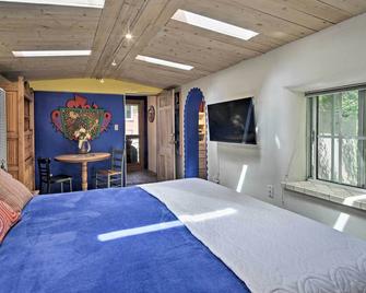 Charming Casita Studio - Near Santa Fe Plaza! - Santa Fe - Camera da letto
