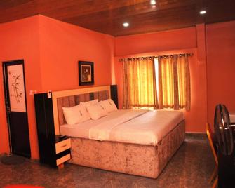 California Garden Hotel And Suites - Onitsha - Habitación