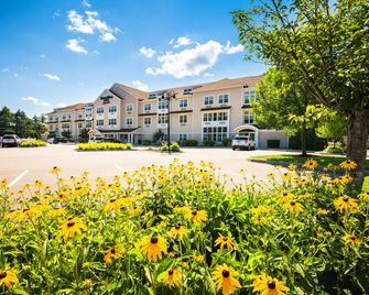 TownePlace Suites by Marriott Laconia Gilford - Gilford - Gebäude