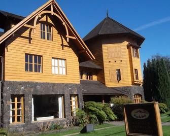 Hotel Malalhue - Pucon - Будівля