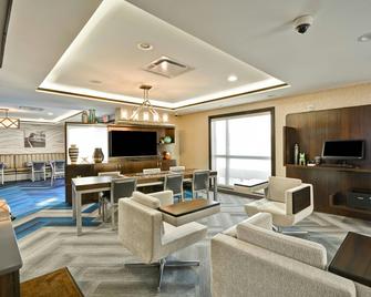TownePlace Suites by Marriott Cranbury South Brunswick - Cranbury - Sala de estar