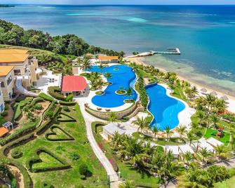 Pristine Bay Beach Home 104 - Crawfish Rock - Pool