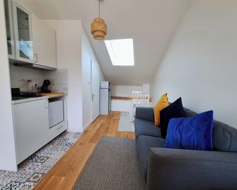 Chambre B&b 1 Renovee Balcon - Burdeos - Sala de estar