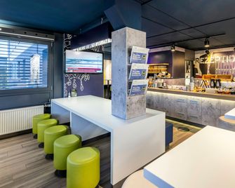 B&b Hotel Dortmund-Airport - Unna - Bar