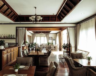Athena Hotel - Pakse