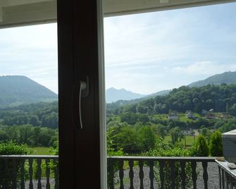 Dream Holidays In The Mountains - Arette - Balcon