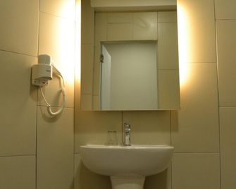 U Design Hotel Mentakab - Mentekab - Baño