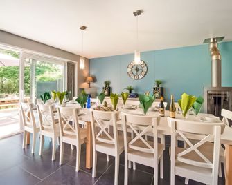 Holiday house with sauna and terrace - Durbuy - Eetruimte