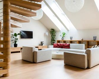 Roset Hotel & Residence - Bratislava - Living room
