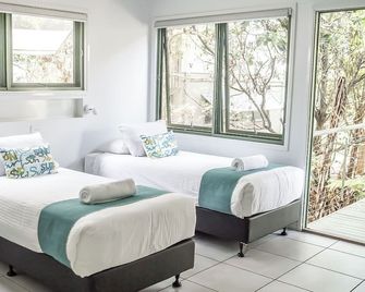 The Retreat Beach Houses - Peregian Beach - Bedroom