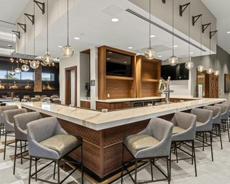 Embassy Suites By Hilton Irving Las Colinas - Irving - Bar