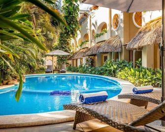 Casa Real Sayulita Hotel Boutique - Sayulita - Piscina