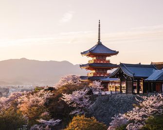 Sanjo Goryo Umenotoan - Kyoto - Utomhus