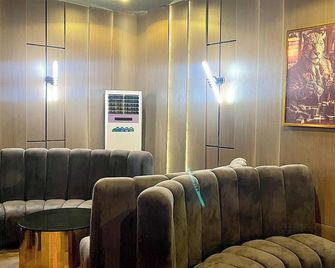 Roseann Gold Hotel And Resort - Abuja - Lounge