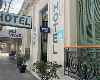 Hotel Romi - Colonia del Sacramento - Budova