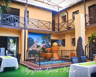 Sgegede Guest House - Pretoria - Bygning