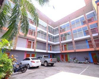 Livable Hotel - Sakon Nakhon - Edificio