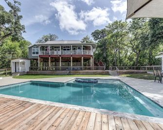 Riverfront, Pool, Hottub, Boatramp, Deck, Sleeps16 - West Columbia