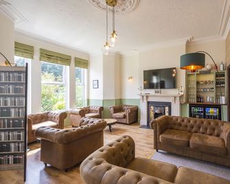 Hk Rooms - Self Catering Serviced Rooms - Lowestoft - Lounge