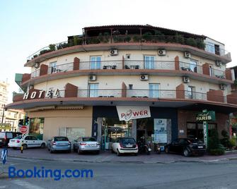 Paris Hotel - Xánthi - Building